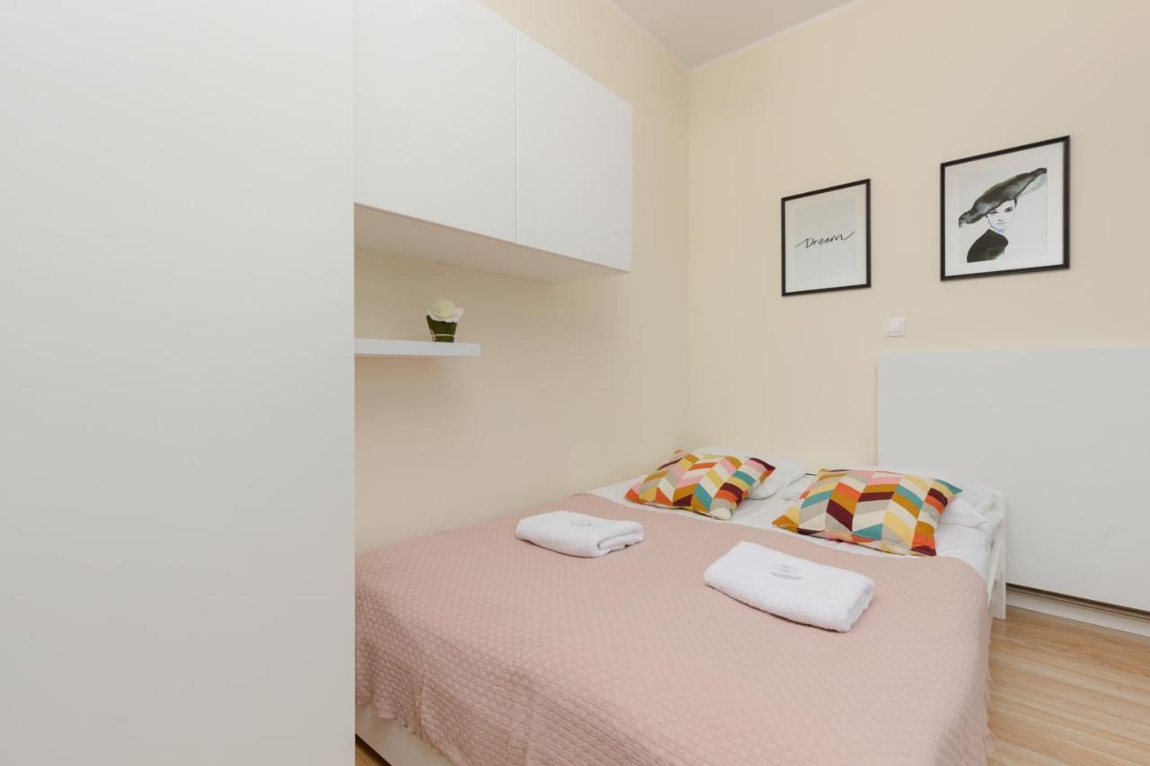 Niemcewicza Pet-Friendly Apartment By Noclegi Renters Varsóvia Exterior foto